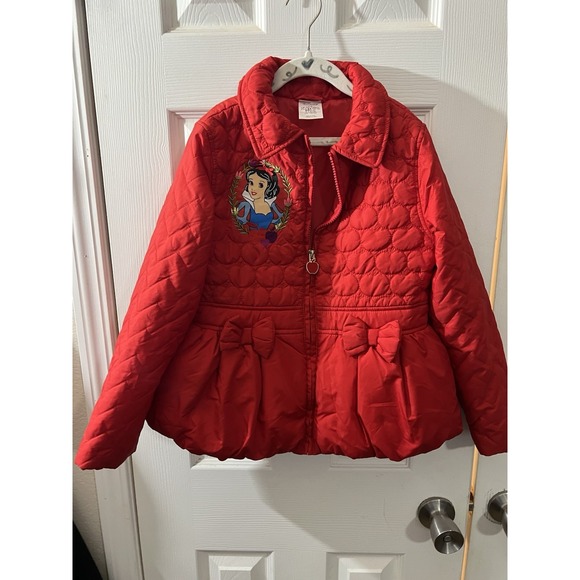 Disney‎ Snow White Red Puffer Jacket Girls Size 7/8 Apples - Picture 2 of 5